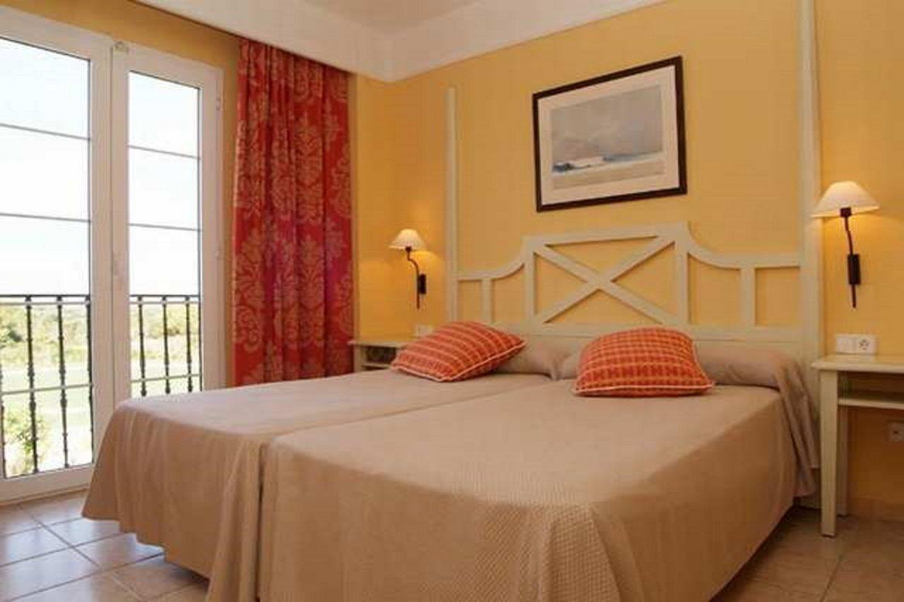Grupotel Club Turquesa Mar Ciutadella  Phòng bức ảnh