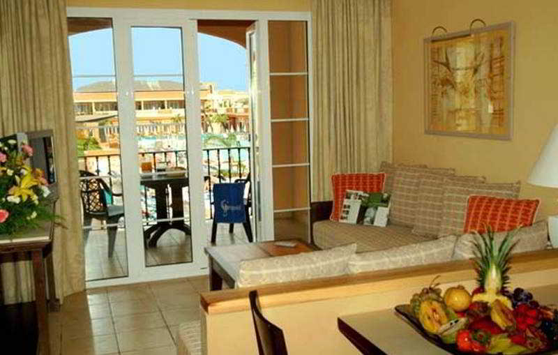 Grupotel Club Turquesa Mar Ciutadella  Phòng bức ảnh