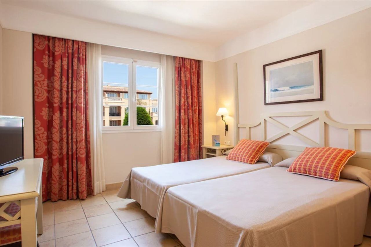 Grupotel Club Turquesa Mar Ciutadella  Ngoại thất bức ảnh